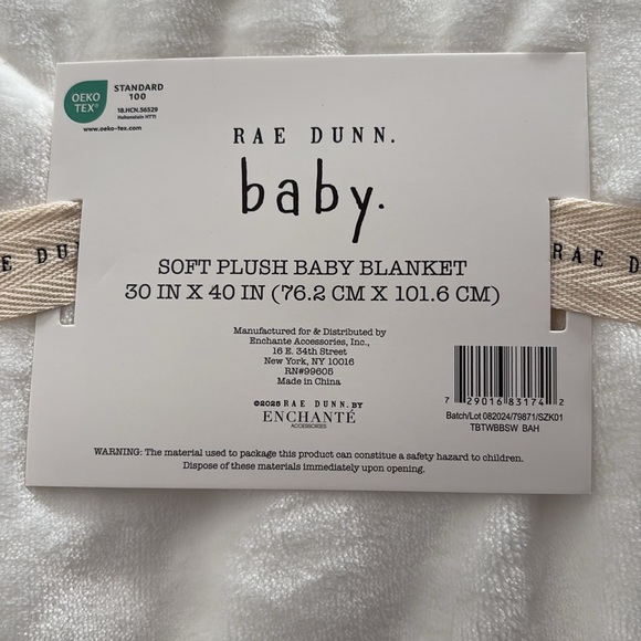 Rae Dunn - ‘Born 2025’ Plush Baby Girl Blanket 30“ x 40“. NWOT. Embroidered - Picture 3 of 3